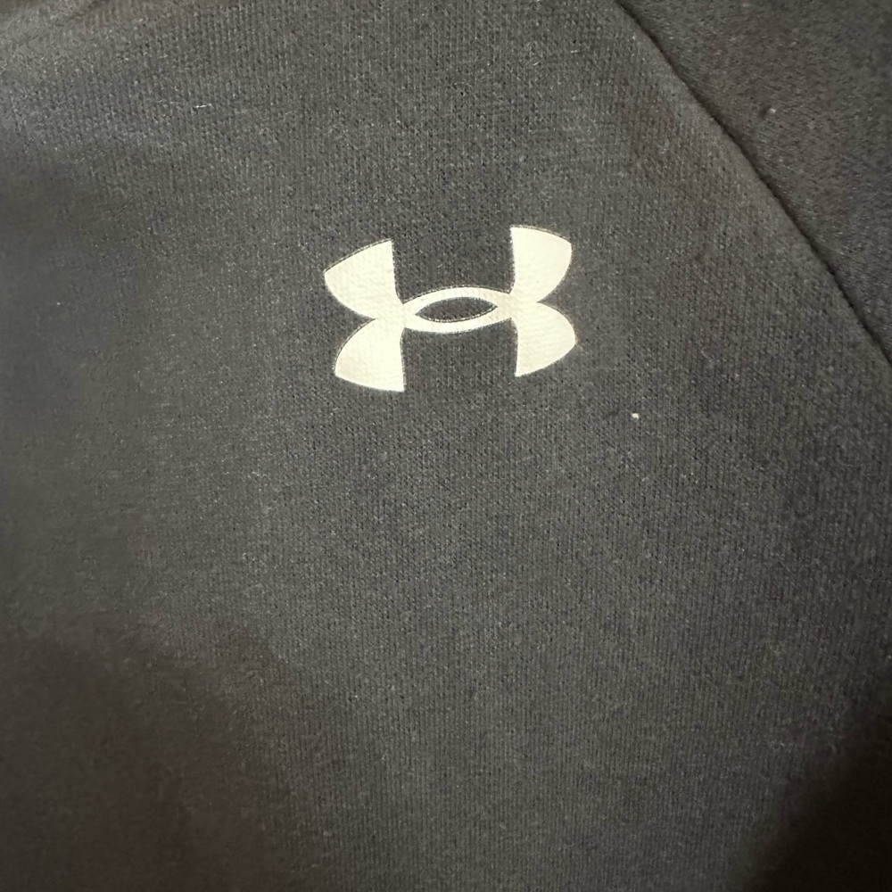 Under Armour kids black Hoodie - Picture 2 of 10